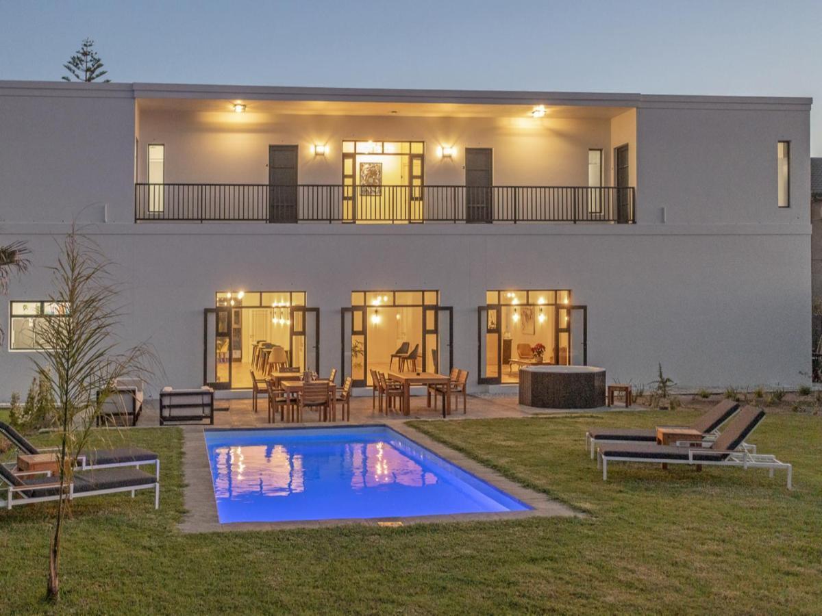 Glow Boutique Suites & Guesthouse Hermanus Exterior foto